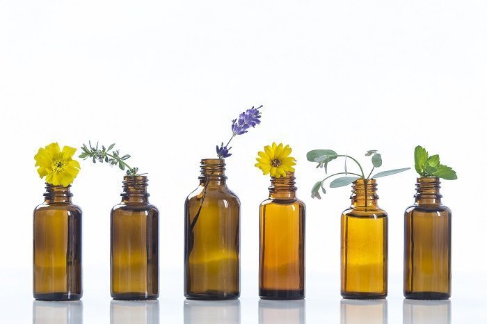 DIY essentail oil facial serum